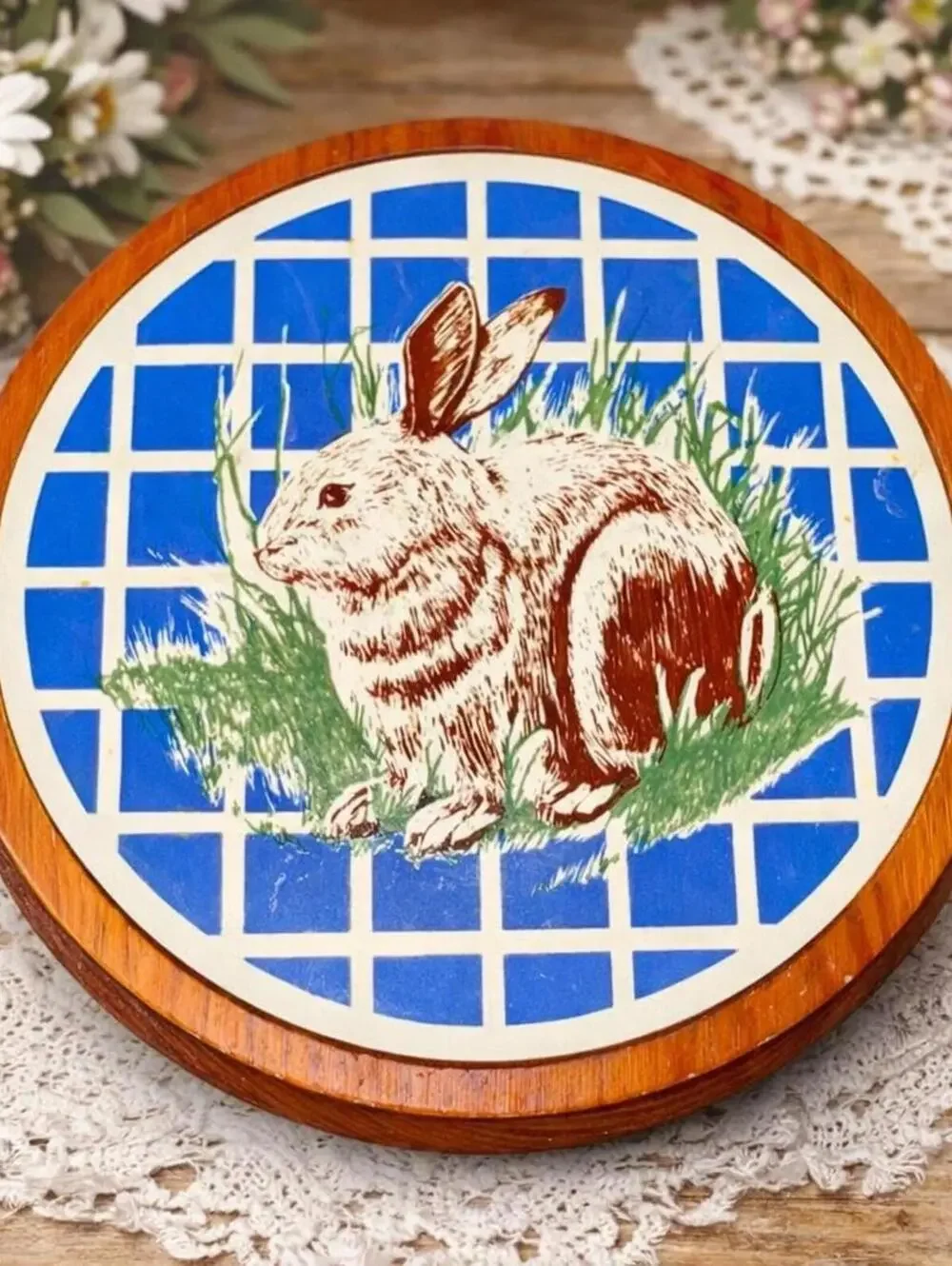 Farmhouse Trivet Bunny Artwork, Ceramic Tile, Round Vintage Rabbit Art